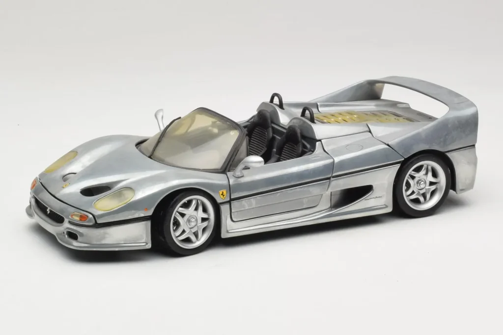 Model 1:18 Ferrari F50 Convertible Chrome Silver Limited Edition Hot Wheels