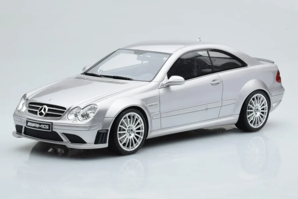 车型 1:18 Mercedes CLK63 AMG C209 Coupe 银色 Otto