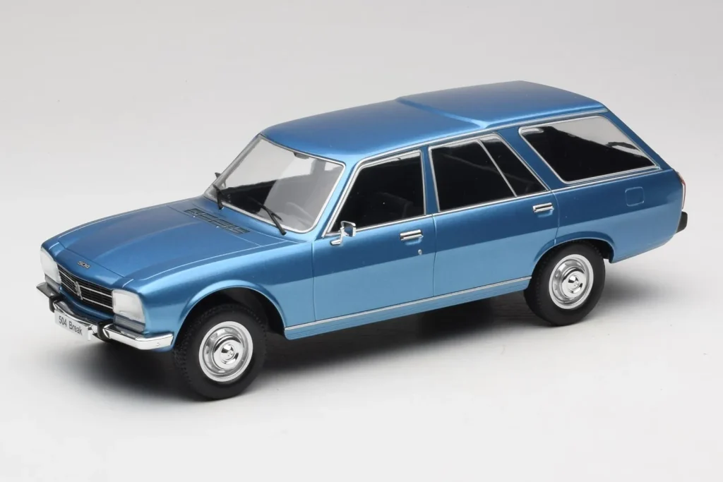 โมเดลรถ 1:18 Peugeot 504 Break สีน้ำเงิน MCG
