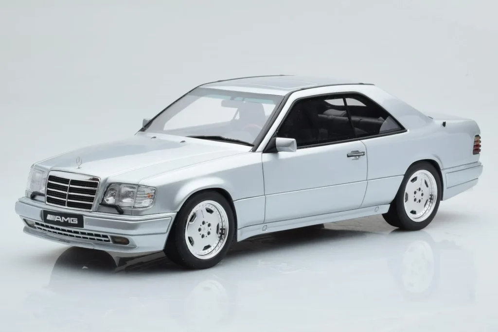 Model 1:18 Mercedes E36 AMG C124 Coupe silver Otto