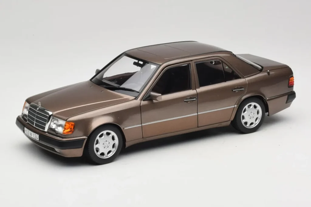 车型 1:18 Mercedes 500E W124 Impala Metallic Norev