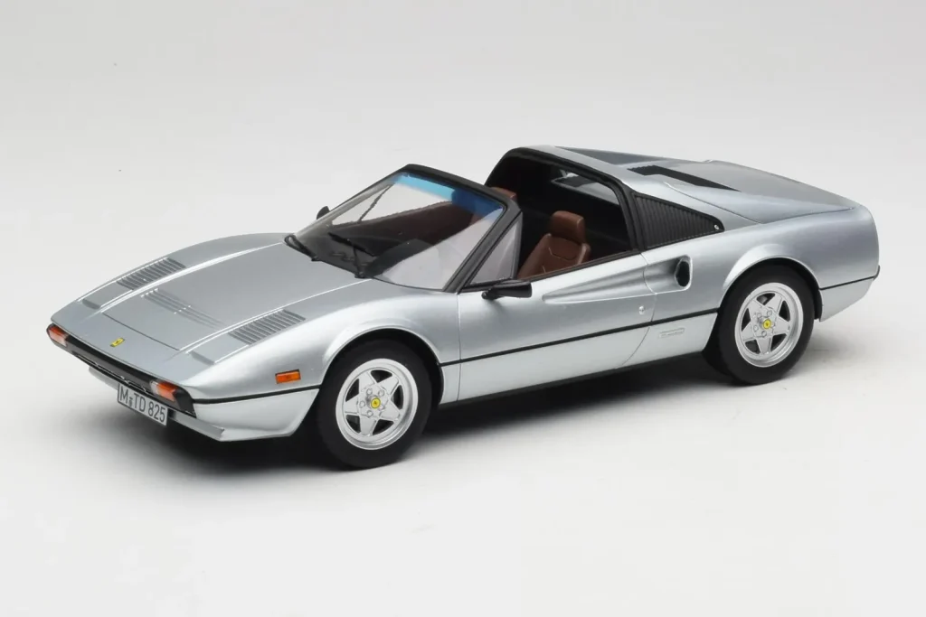 Model 1:18 Ferrari 308 GTS silver Norev