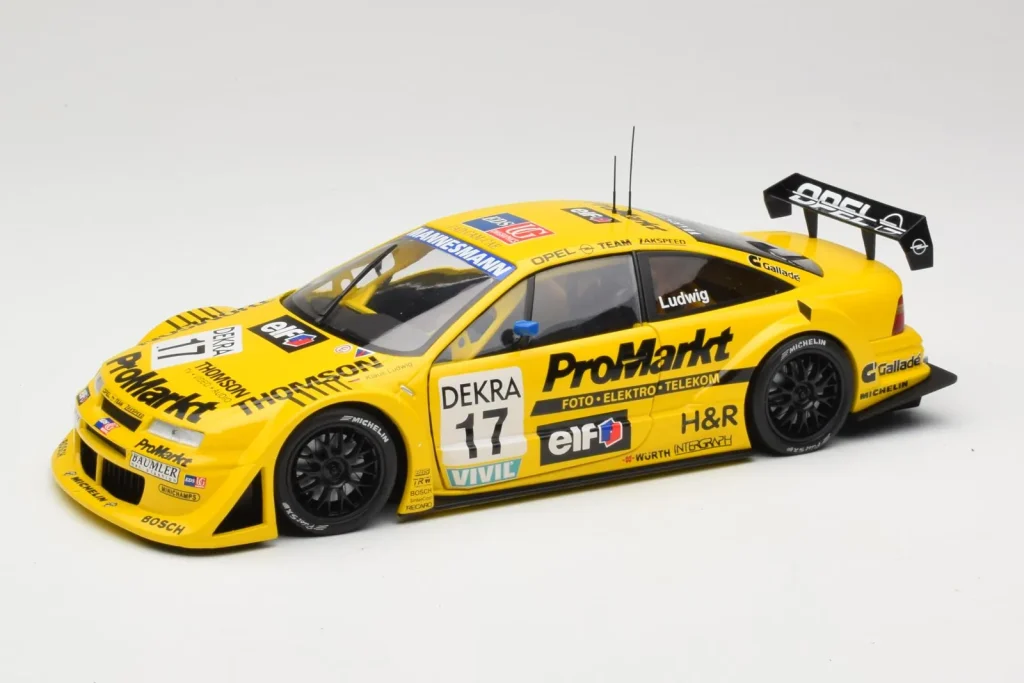 โมเดลรถ 1:18 Opel Calibra V6 4×4 #17 K. Ludwig DTM ปี 1996 UT Models (มือสอง)