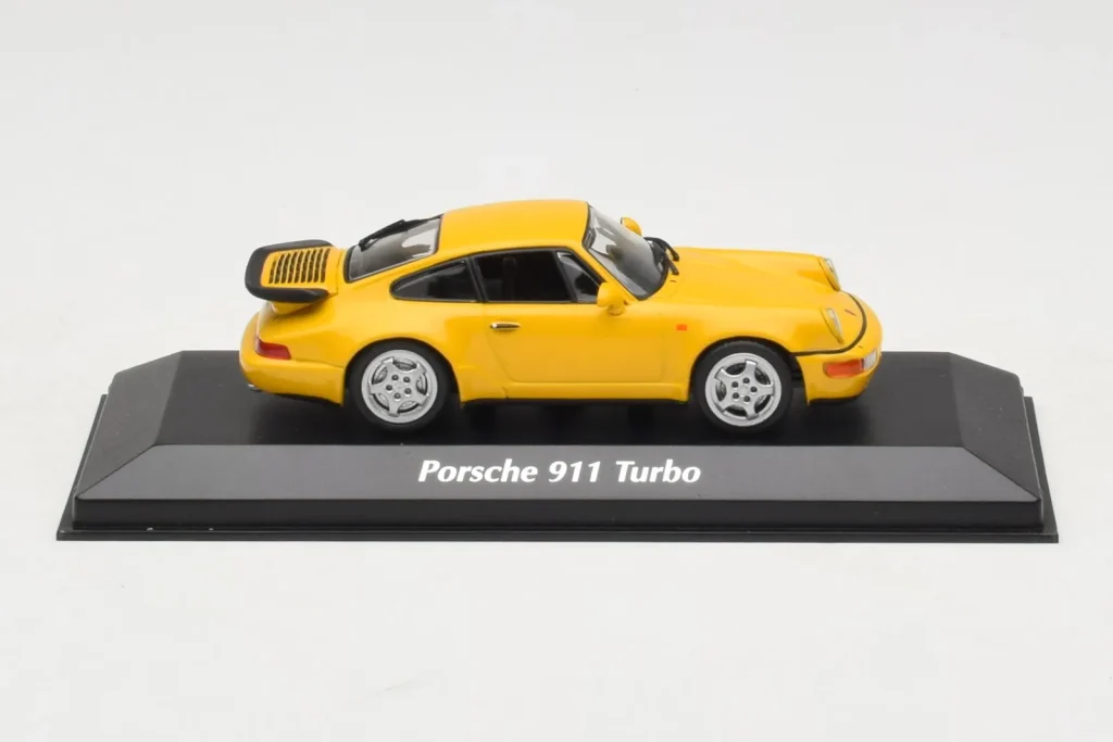 车型 1:43 Porsche 911 964 Turbo 黄色 MaxiChamps