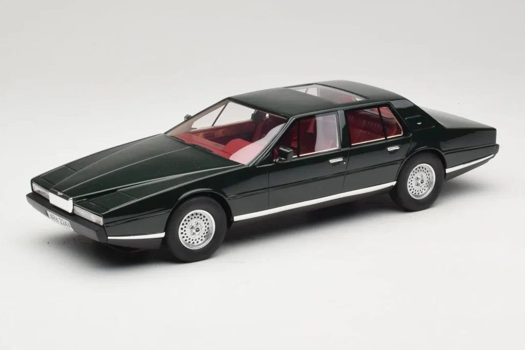Model 1:18 Aston Martin Lagonda S2 green Cult Models