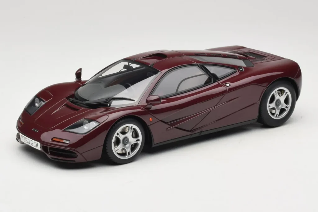 车型 1:18 McLaren F1 Burgundy 红色 GT Spirit