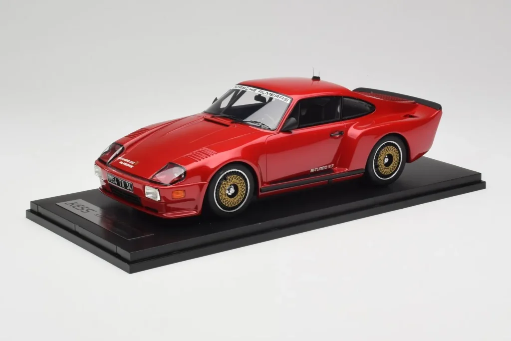 โมเดลรถ 1:18 Porsche 911 930 Almeras Biturbo 3.3 สีแดง Kess