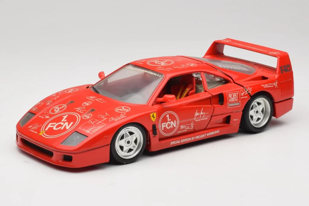 Model 1:18 Ferrari F40 Evoluzione FC Nürnberg Special Edition red Bburago