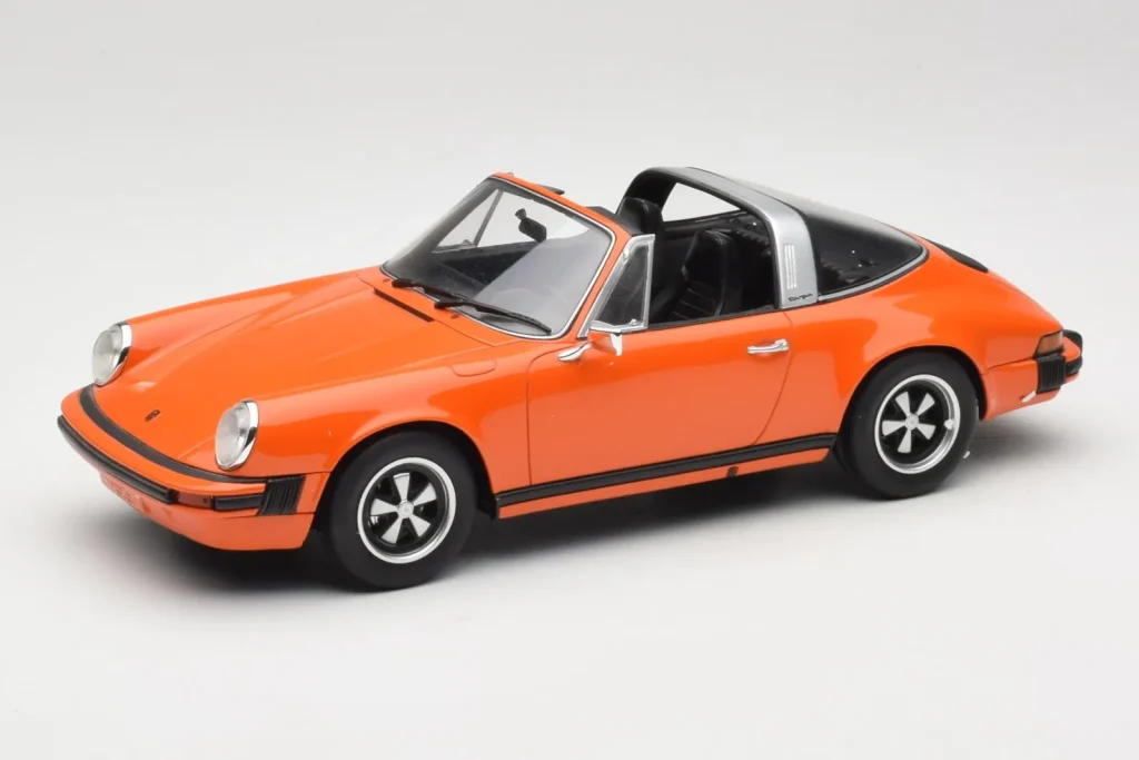 车型 1:18 Porsche 911 G-Series 2.7 Targa 橙色 GT Spirit