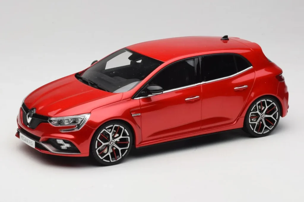 车型 1:18 Renault Megane R.S. Mk4 Trophy 红色 Otto