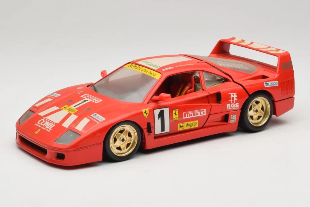 Model 1:18 Ferrari F40 Evoluzione #1 Pirelli year 1992 red Bburago