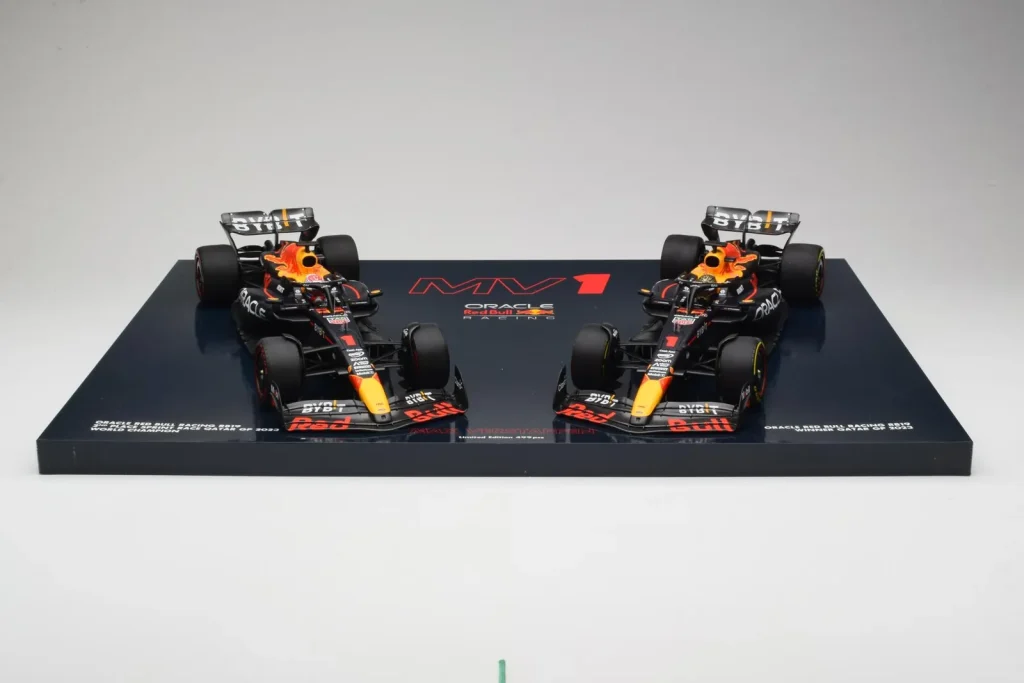 โมเดลรถ 1:18 Red Bull RB19 Honda RBPT #1 M. Verstappen Oracle Red Bull Racing Qatar Grand Prix World Champion ปี 2023 Minichamps (มือสอง)