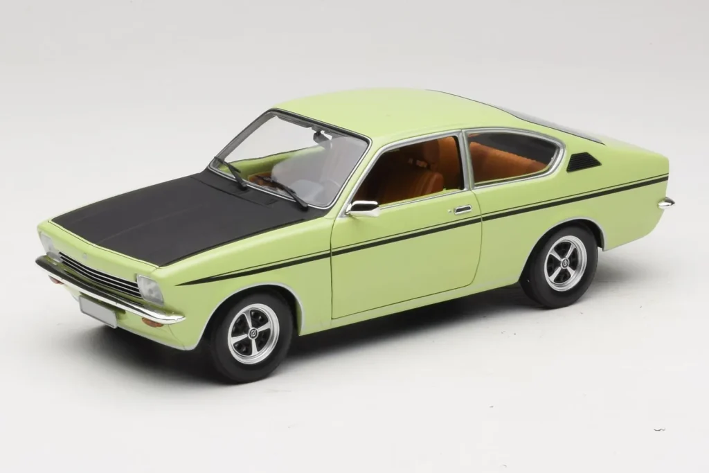 โมเดลรถ 1:18 Opel Kadett C SR สีเขียว Minichamps (มือสอง)