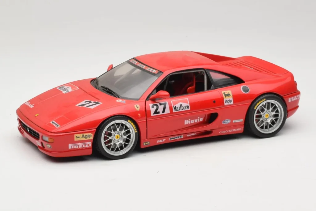 车型 1:18 Ferrari F355 Coupe Marlboro #27 红色 UT Models