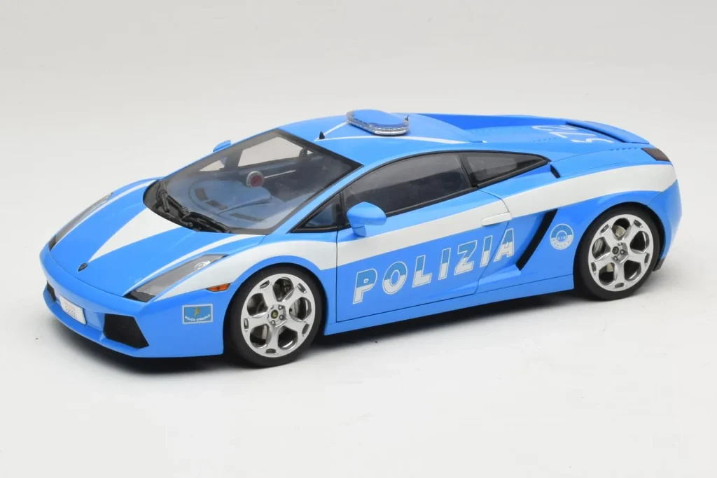 车型 1:18 Lamborghini Gallardo Polizia AUTOart