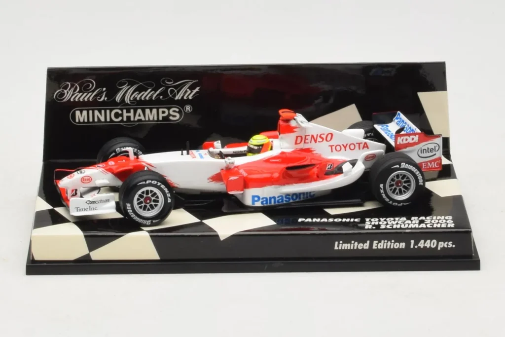 Model 1:43 Toyota TF106 Panasonic #11 R. Schumacher Panasonic Toyota Racing Showcar year 2006 Minichamps