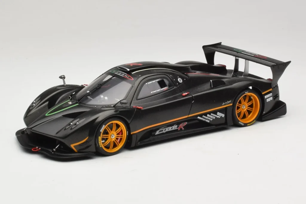 车型 1:18 Pagani Zonda R Revolucion Carbon Fiber AUTOart