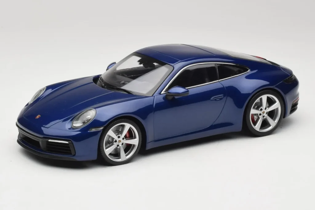 车型 1:18 Porsche 911 992 Carrera 4S 金属蓝 Minichamps [153067327]
