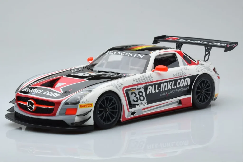 Model 1:18 Mercedes SLS AMG GT3 Munnich Motorsport #38 M. Basseng / M. Winkelhock Champions FIA GT1 World Championship year 2012 Minichamps