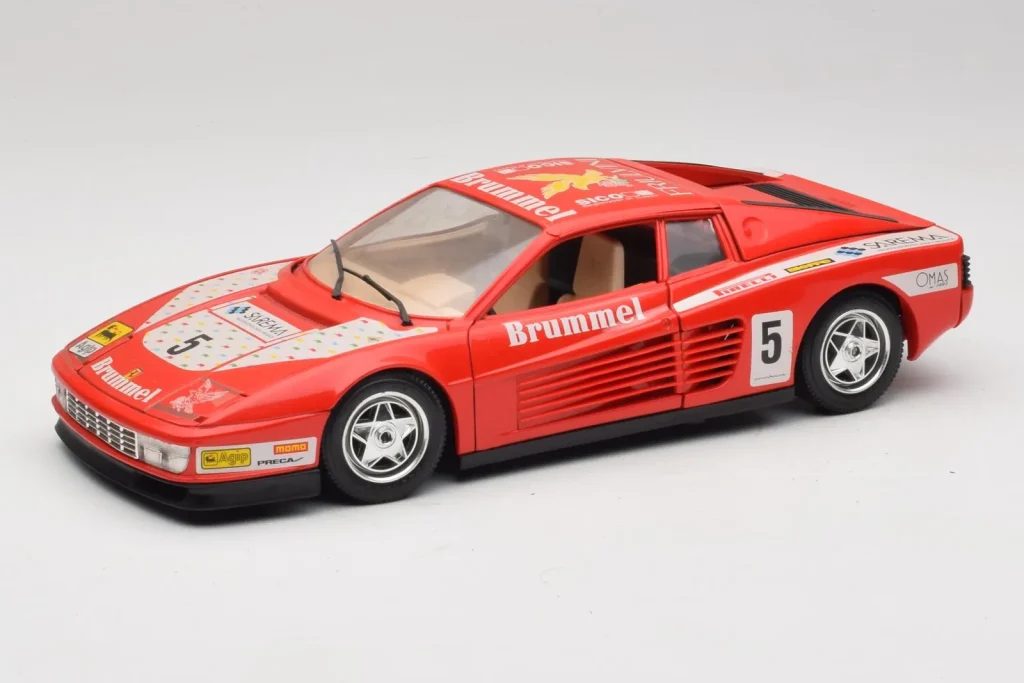 โมเดลรถ 1:18 Ferrari Testarossa Brummel #5 ปี 1984 สีแดง Bburago (มือสอง)
