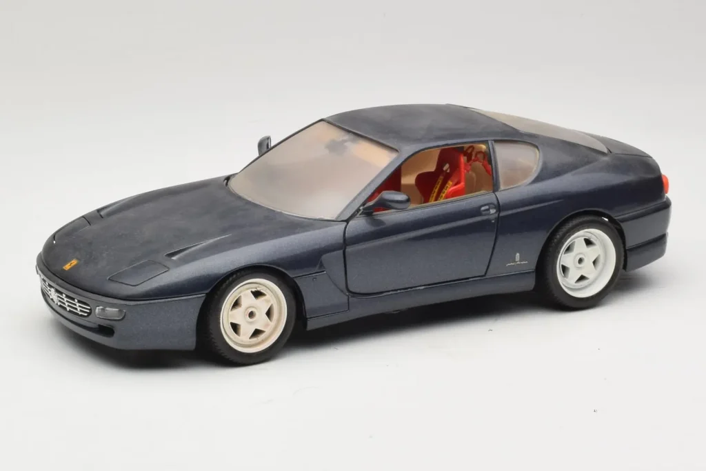 โมเดลรถ 1:18 Ferrari 456 GT Dark Blue Metallic Bburago (มือสอง)