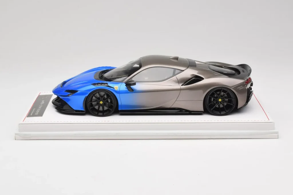 车型 1:18 Ferrari SF90 Novitec Blue Grey Metallic IVY Merit