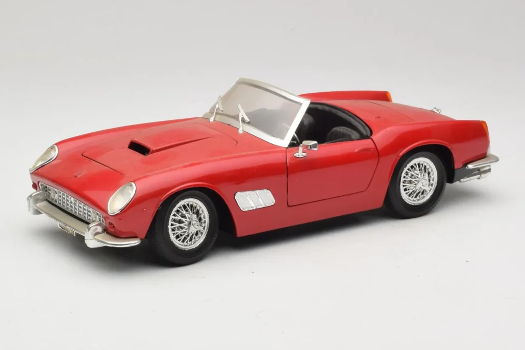 Model 1:18 Ferrari California Cabriolet red Tonka