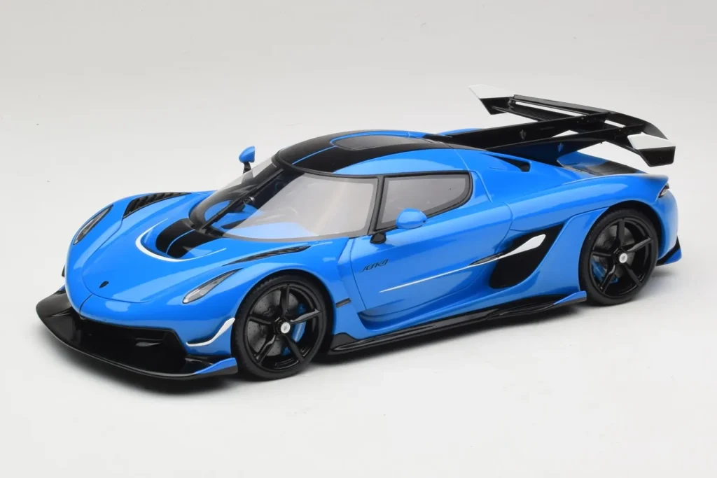 โมเดลรถ 1:18 Koenigsegg Jesko Blahaj GT Spirit