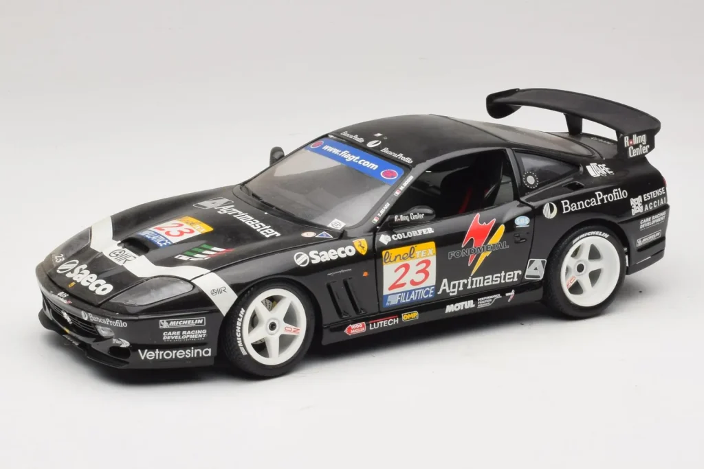 โมเดลรถ 1:18 Ferrari 550 Maranello #23 Agrimaster สีดำ Bburago (มือสอง)