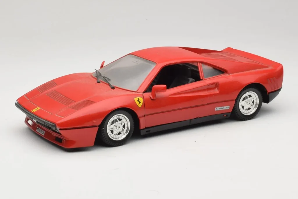 โมเดลรถ 1:18 Ferrari 288 GTO สีแดง Tonka [3233] (มือสอง)