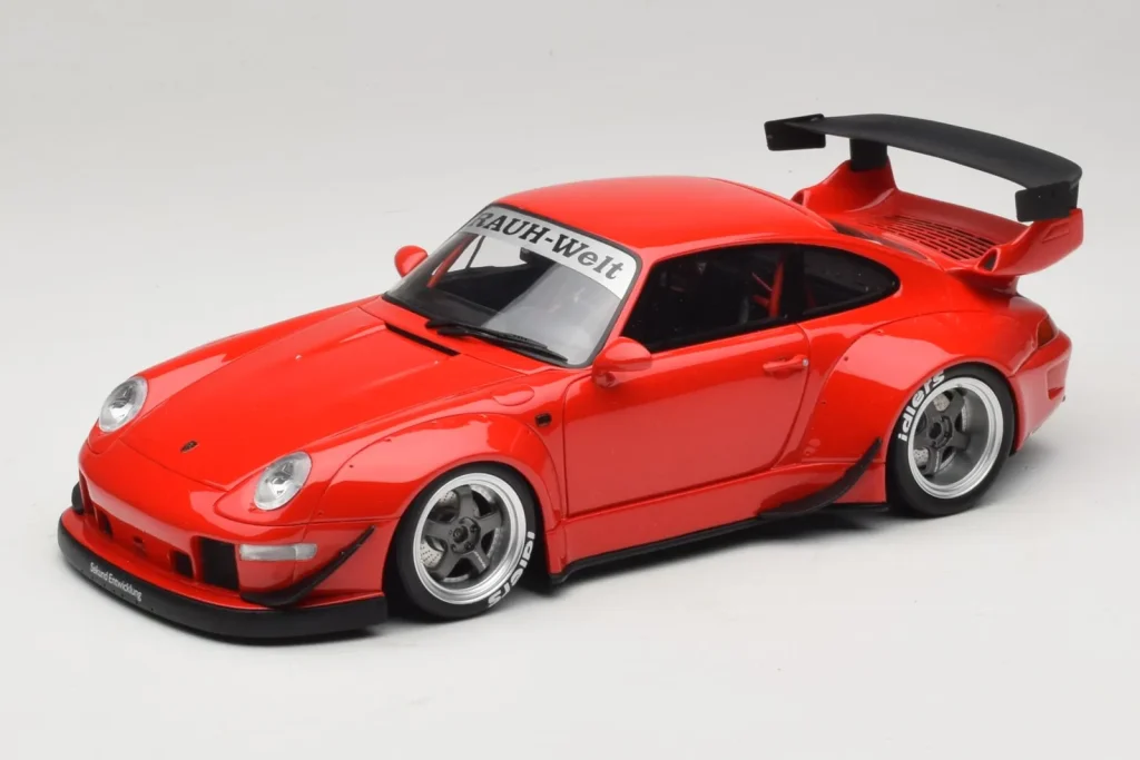 Model 1:18 Porsche 911 993 RWB red GT Spirit
