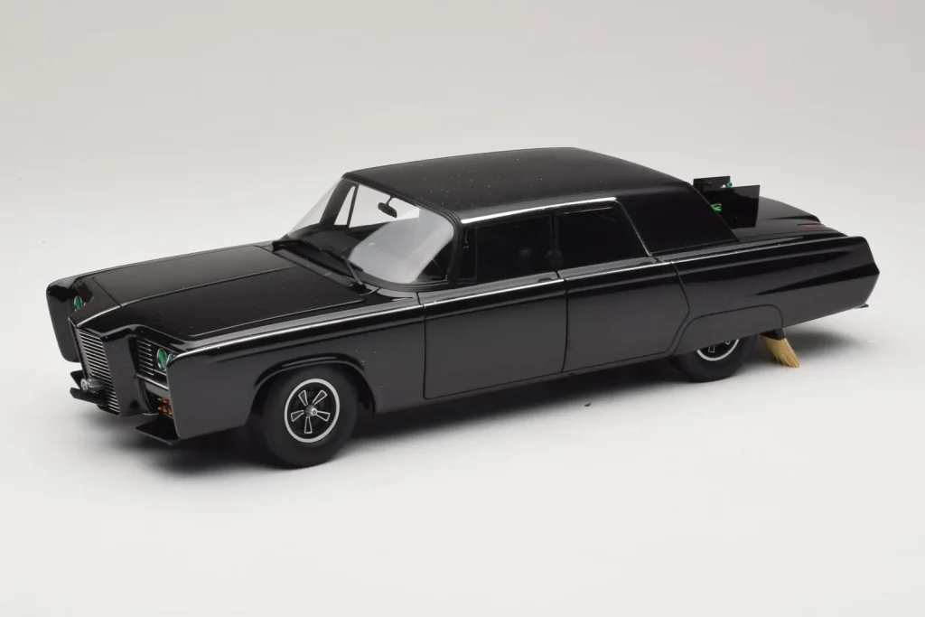 车型 1:18 Chrysler Imperial Black Beauty Green Hornet TV Series AUTOart