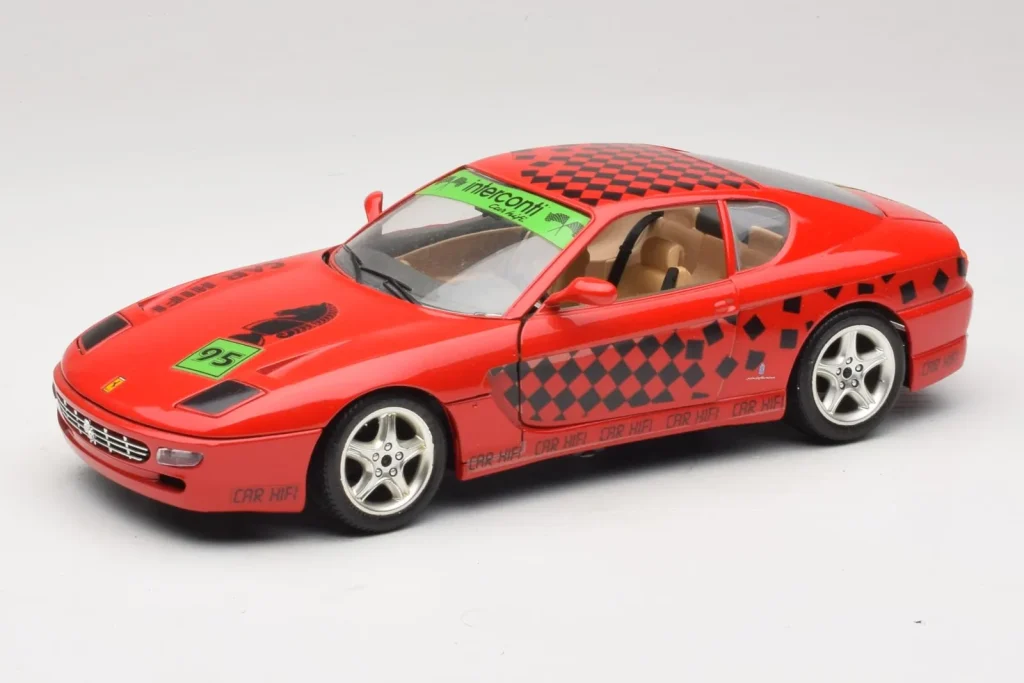 โมเดลรถ 1:18 Ferrari 456 GT Interconti Car HiFi สีแดง Bburago (มือสอง)