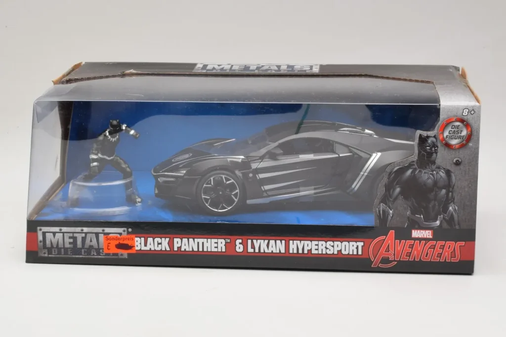 โมเดลรถ 1:24 Lykan HyperSport Black Panther With Figure Metals Diecast (มือสอง)