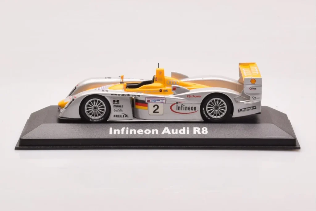 โมเดลรถ 1:43 Audi R8 Infineon #2 Winner ALMS Petit Le Mans ปี 2002 Minichamps (มือสอง)
