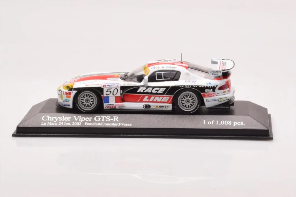 Model 1:43 Dodge Viper GTS-R #50 C. Bouchut / Goueslard / Vosse 24 Hours of Le Mans year 2002 Minichamps