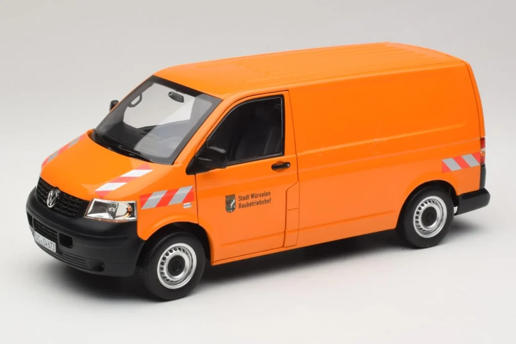 โมเดลรถ 1:18 Volkswagen T5 Transporter Stadt Würselen Norev