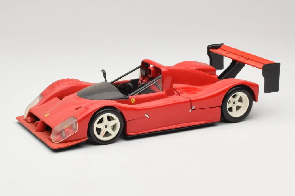 车型 1:18 Ferrari 333 SP Red With White Wheels Hot Wheels