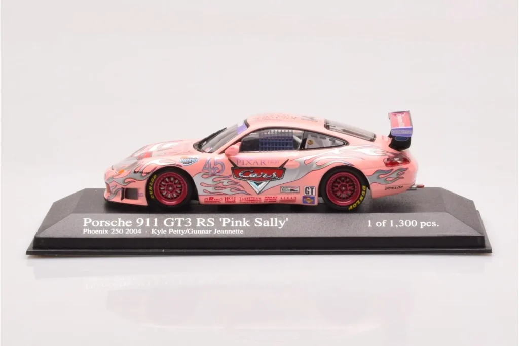 Model 1:43 Porsche 911 996 GT3 RS Pink Sally #45 Petty / Jeanette Phoenix 250 year 2004 Minichamps