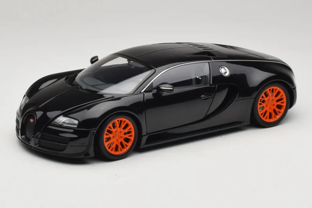 โมเดลรถ 1:18 Bugatti Veyron Super Sport สีดำเมทัลลิก Minichamps (มือสอง)