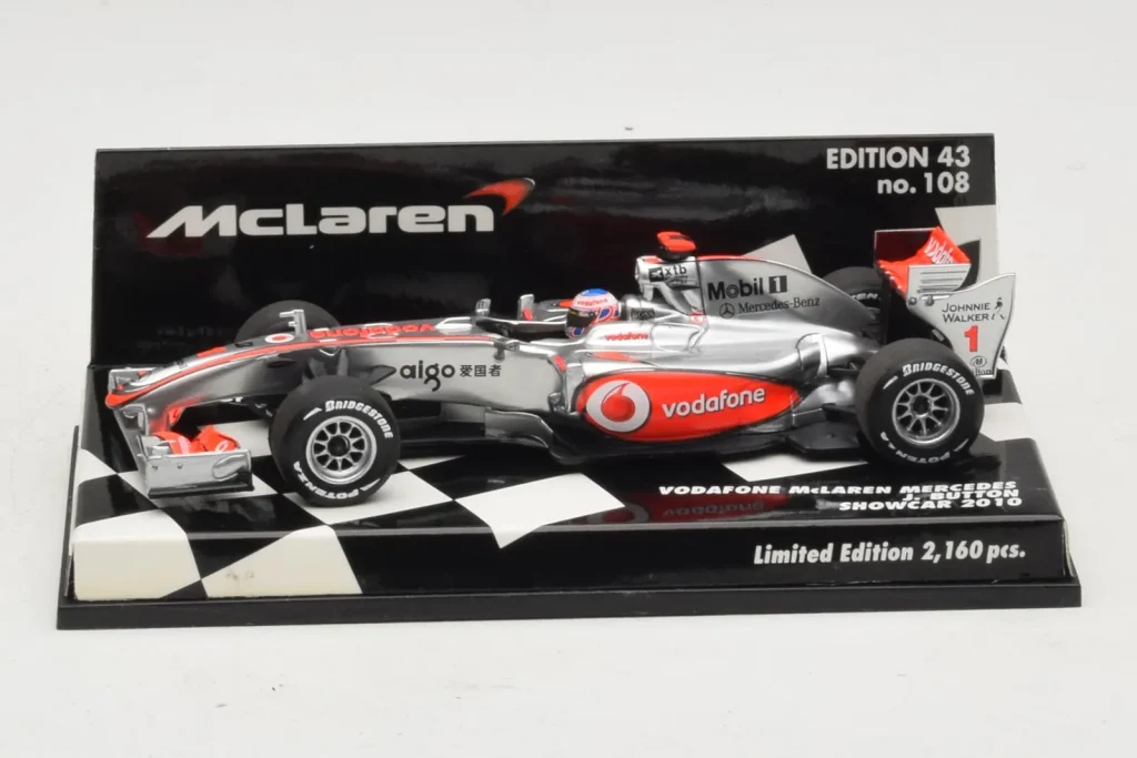Model 1:43 Vodafone McLaren Mercedes MP4-25 J. Button F1 Showcar year 2010 Minichamps
