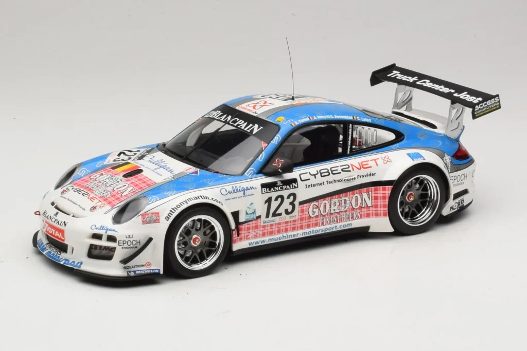 车型 1:18 Porsche 911 997 GT3 R #123 Muhlner Motorsport E. Fumal / E. Thiry 24 Hours of Spa 年 2011 Minichamps
