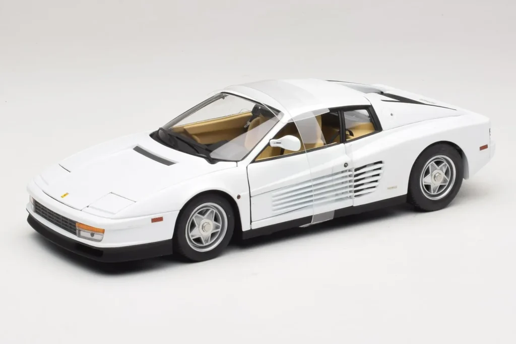 Model 1:18 Ferrari Testarossa White Miami Vice Hot Wheels