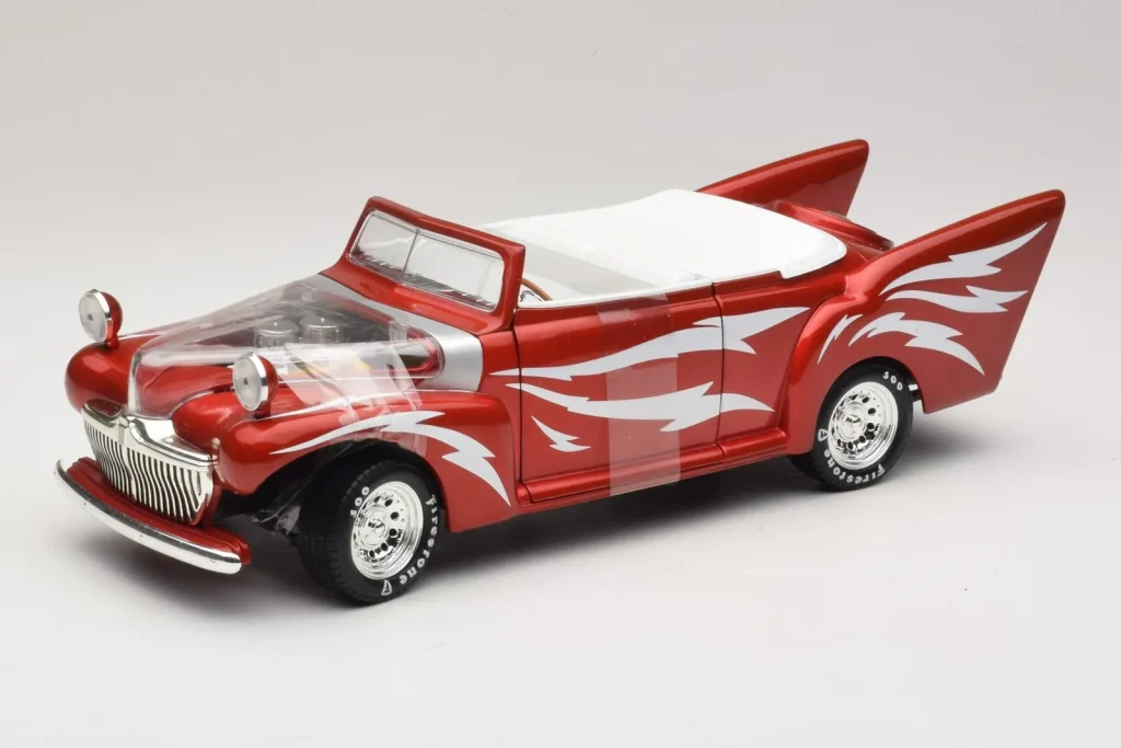 โมเดลรถ 1:18 Ford De Luxe Convertible Greased Lightning สีแดง Joyride (มือสอง)