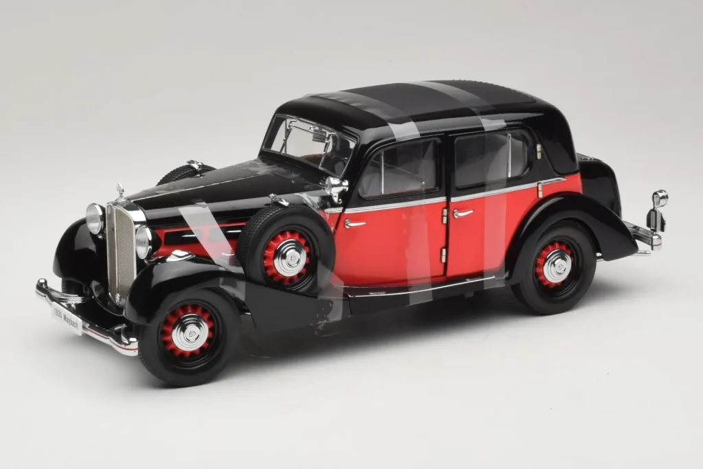 โมเดลรถ 1:18 Maybach SW35 Hardtop Black Red Premier Miniature (มือสอง)