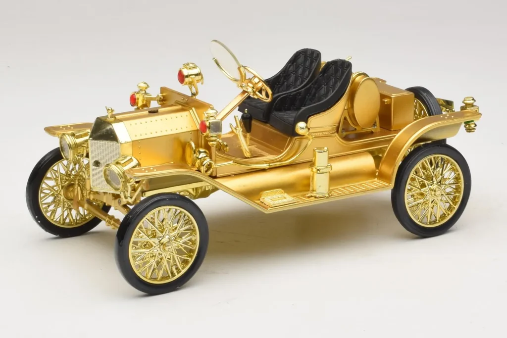 โมเดลรถ 1:24 Wecker Lighter สีทอง 1PC (มือสอง)