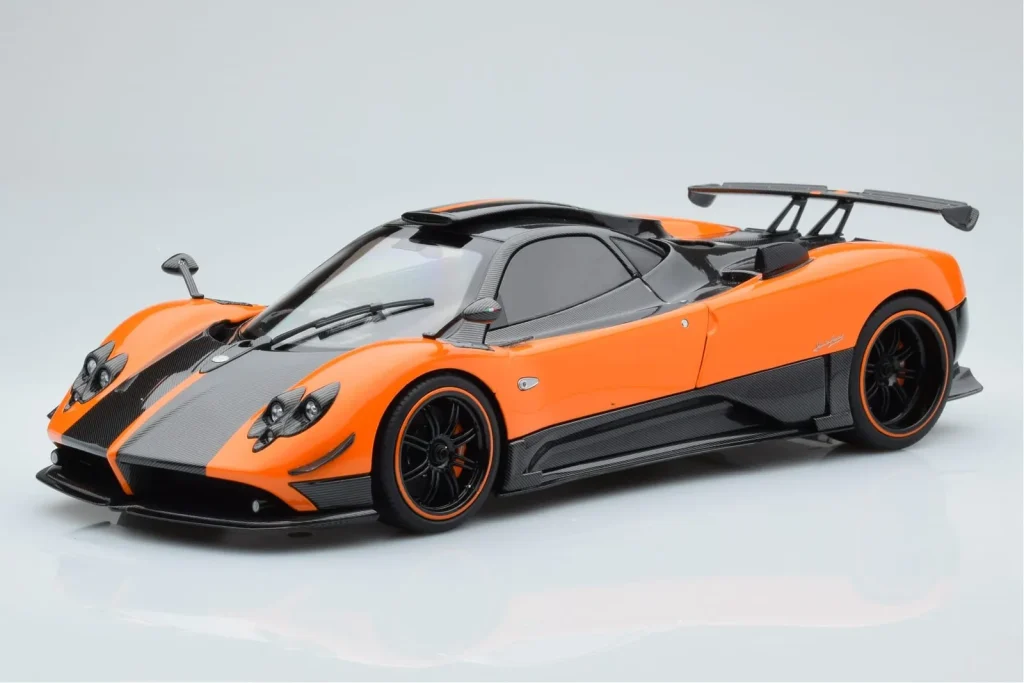 โมเดลรถ 1:18 Pagani Zonda Cinque Orange St Tropez Almost Real