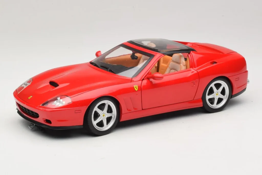 Model 1:18 Ferrari 575M Superamerica red Hot Wheels
