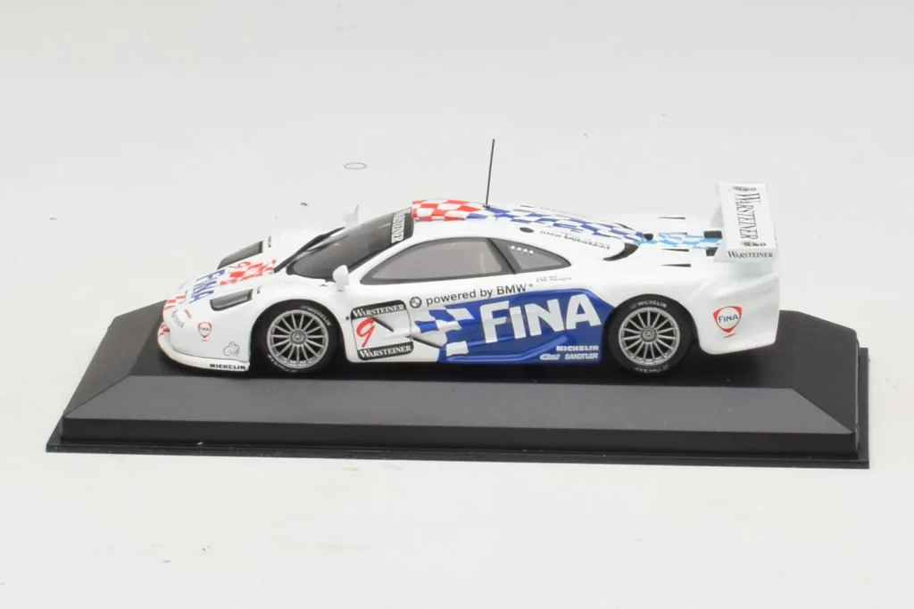 โมเดลรถ 1:43 McLaren F1 GTR #9 Fina P. Kox / R. Ravaglia / A. Montermini 24 Hours of Le Mans ปี 1997 Minichamps (มือสอง)