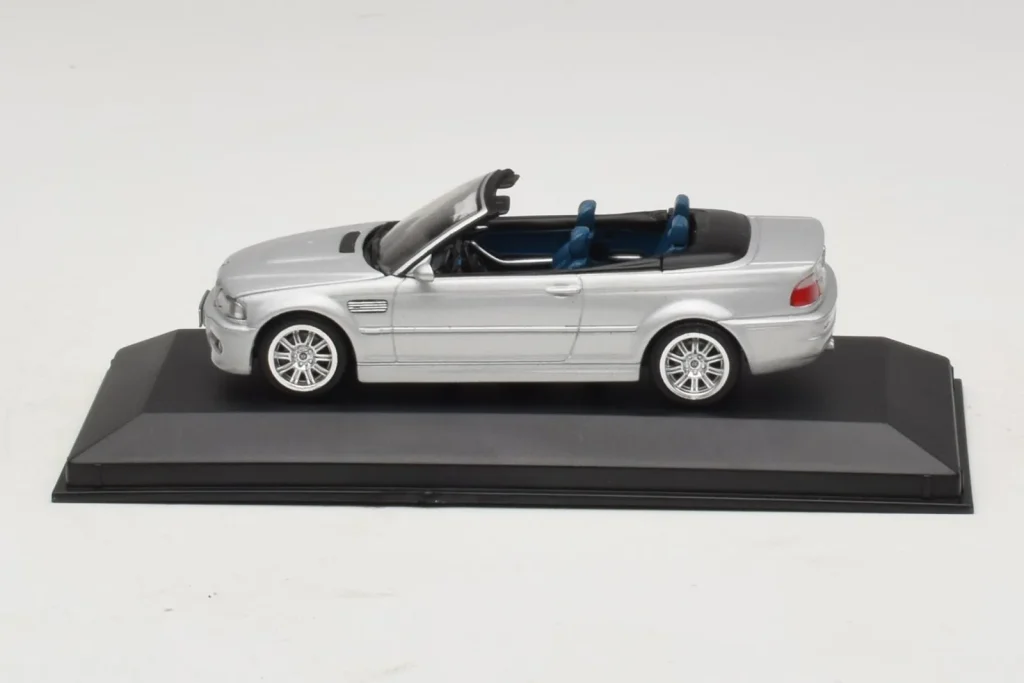 车型 1:43 BMW M3 E46 Cabriolet 银色 Minichamps